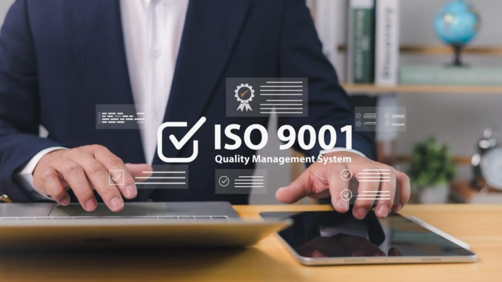 Quel est le rôle d’un consultant dans la mise en place de la certification ISO 9001 ?